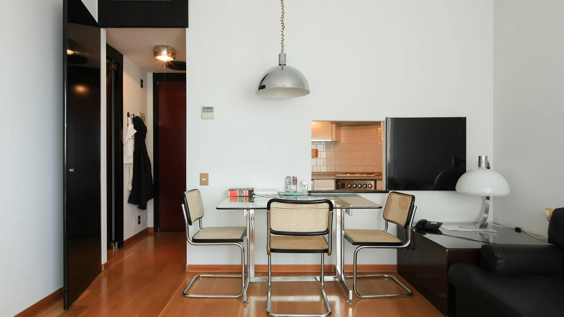 Vip'S Residence Milánó Apartman