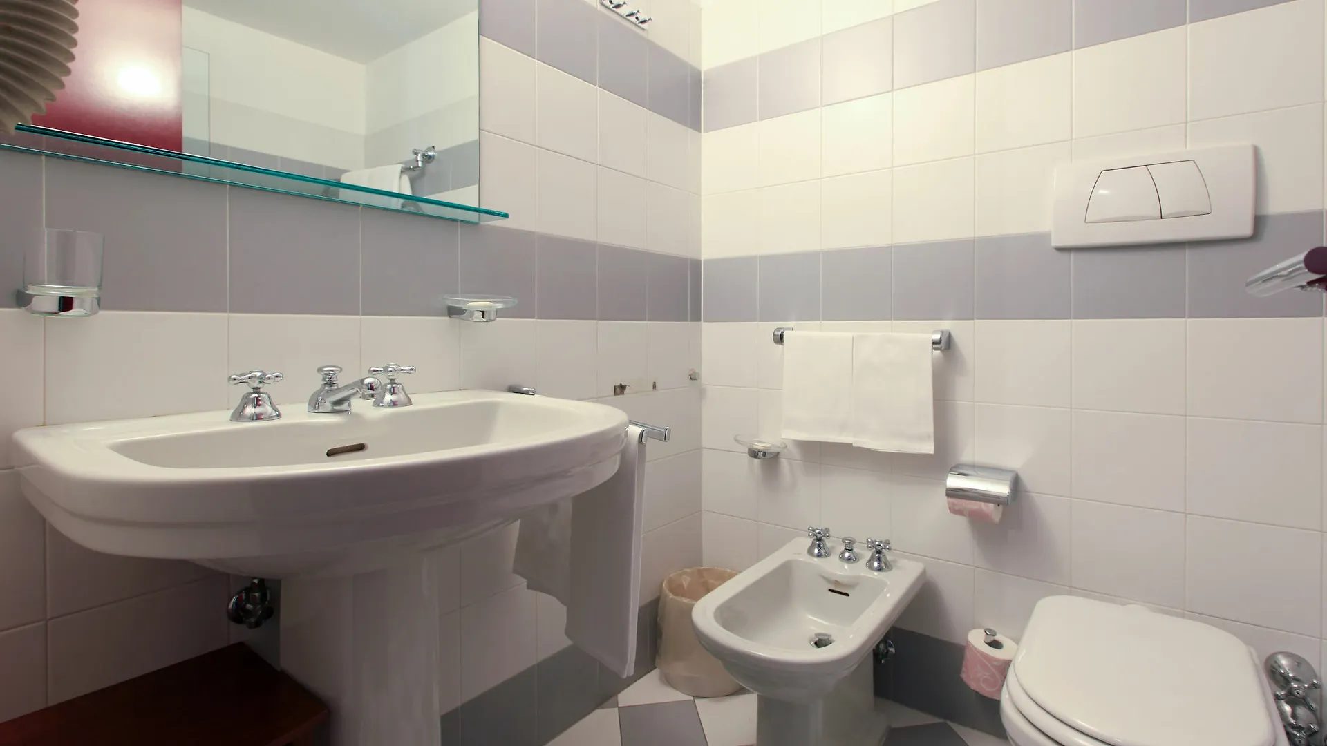 Vip'S Residence Milánó Apartman