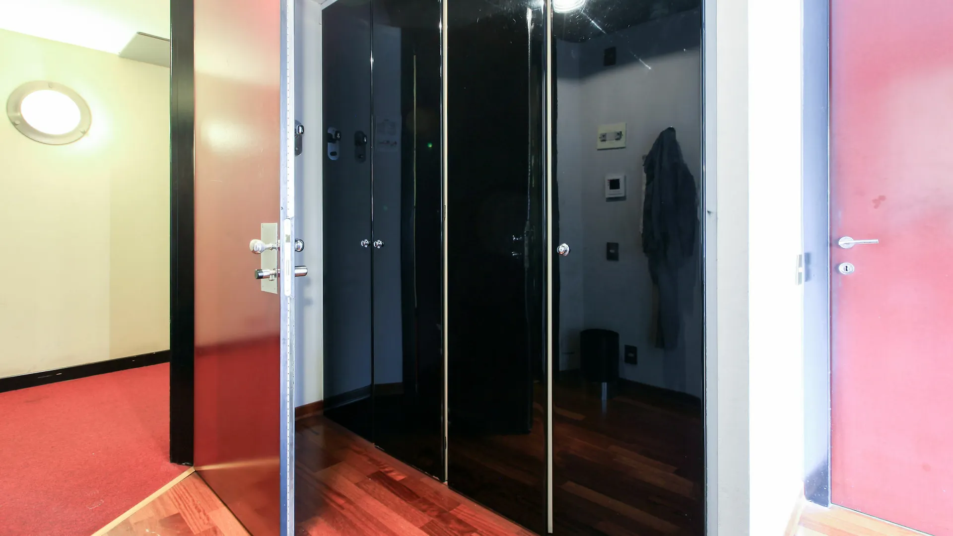 Vip'S Residence Milánó Apartman