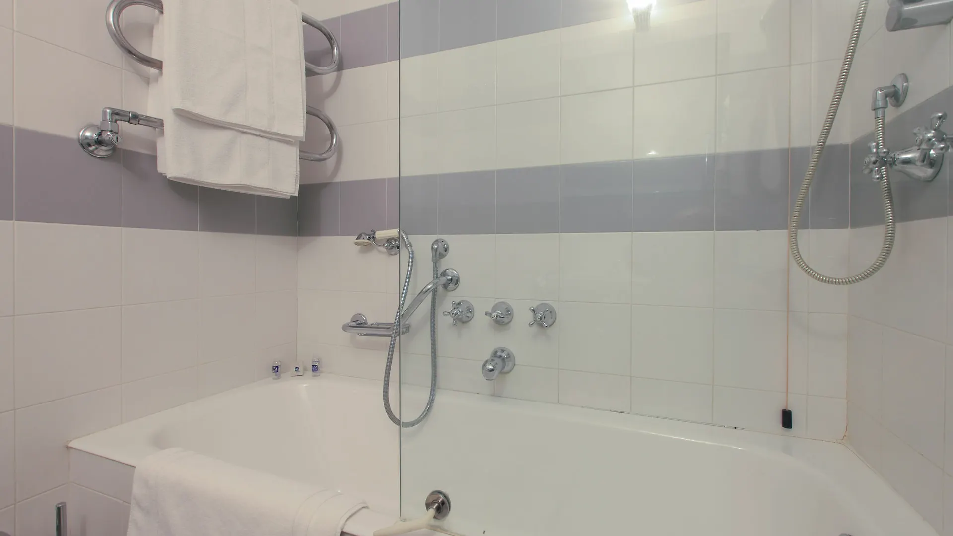 Vip'S Residence Milánó Apartman