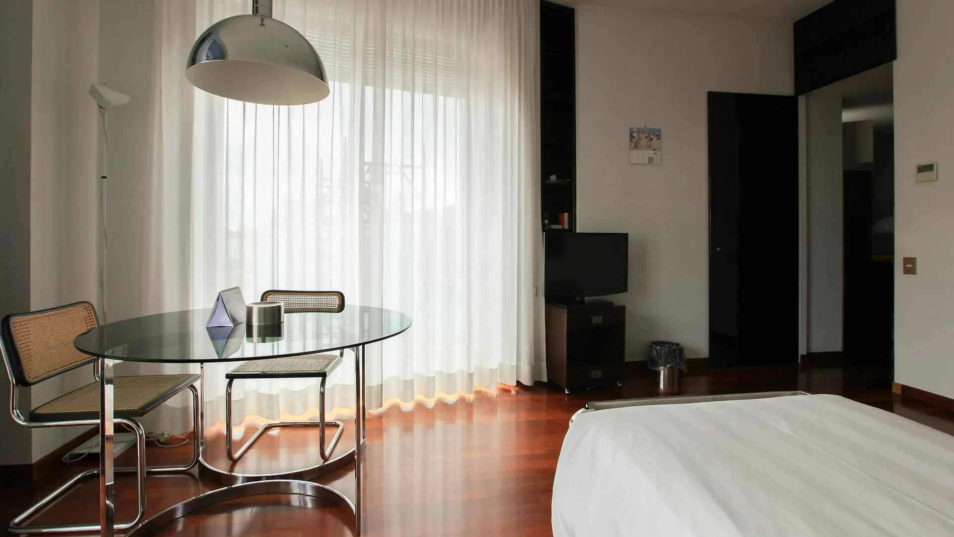 Vip'S Residence Milan 0*,